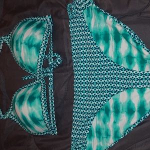 Matching bikini set
